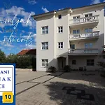 Apartment R A M L J A K - 